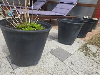 4x Ikea květináč na kolečkách