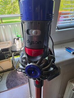 DYSON V 8 ABSOLUTE