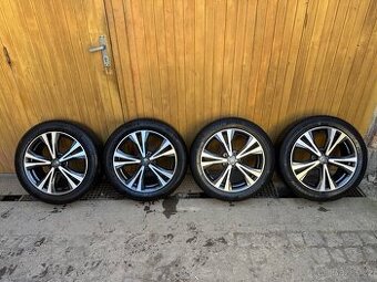 NISSAN QASHQAI 5x114,3 R18 ET40 LETNÍ 215/55R18