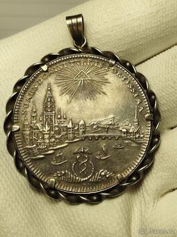 Vzácný stříbrný konvenční tolar Frankfurt 1772 v obrubě