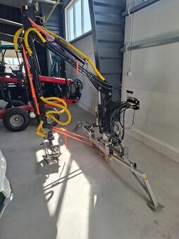 Lesnická ruka za traktor,třetí bod,hydralická ruka