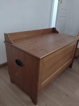 Ikea truhla Leksvik