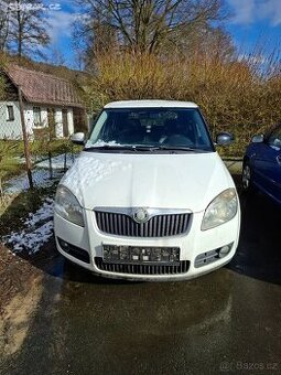 Přední čast vozu Škoda Fabie II kompletní bílá