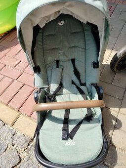Khaki moc hezky kočárek Joie