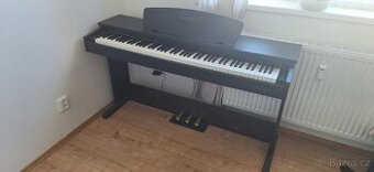 Digitální piano Kurzweil M70 + nastavitelná stolička