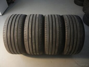 Letní pneu Goodyear 295/40R19 -možnost přezutí