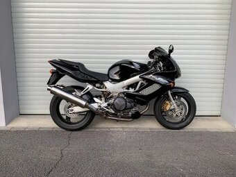 Honda VTR 1000F FireStorm