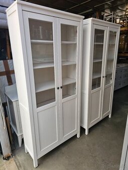 VITRÍNY IKEA HEMNES