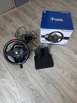 Thrustmaster T128-P PS5/PS4/PC + pedály – jako nový