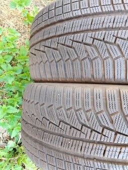 235/40/18 95v Hankook - zimní pneu 2ks