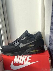 Boty Nike Air Max 90 Black Yellow Trainers – velikost 9