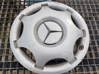 Poklice Mercedes Benz 15"