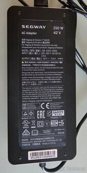 Nabíječka NB-42D0-05D0 42V/5A Ninebot Segway Max