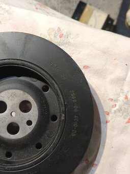 Řemenice Audi/VW 078 105 243 D/Zadní těsnění klikové hřídele