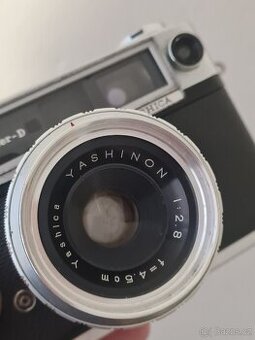 Yashica Minister D