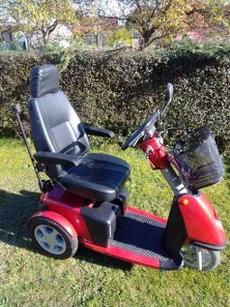 Prodám tříkolový elektrický skútr pro seniory, ev. invalidy