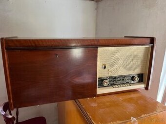 Rádio gramofon Suprafon