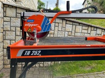 Obkladačská pila Norton TR 252 - 1