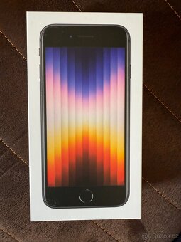 iPhone SE 2022 64GB midnight Super stav 89%