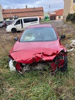 Prodám havarované auto