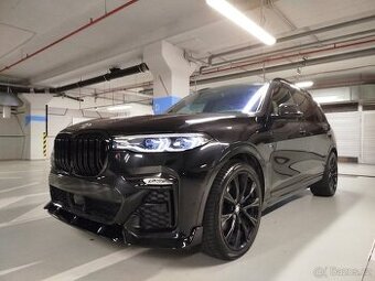 BMW X7 xDrive M50i A/T 522PS