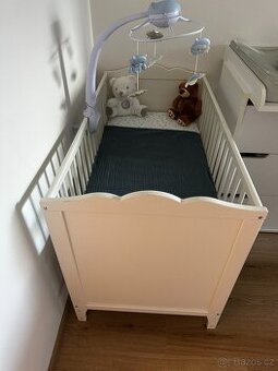Dětská postýlka s ortopedickou matrací