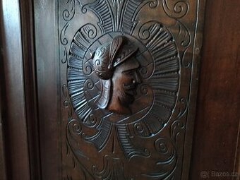 Historismus - celý komplet - 2 x skříň,toaletka,noční stolek