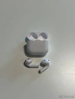Apple AirPods 4