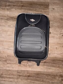 Prodám kabinový kufr (dětský)