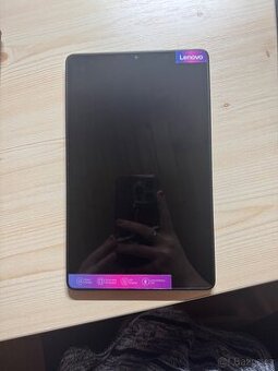 Tablet Lenovo M8