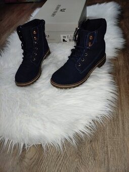 Zimní boty- vel.38,CCC obuv,pošta 50do října