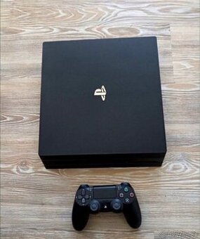 PLAYSTATION 4 SLIM 1TB - TOP STAV