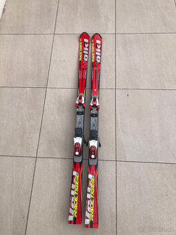 Lyže völkl  163 cm Word cup Race tiger + hůlky