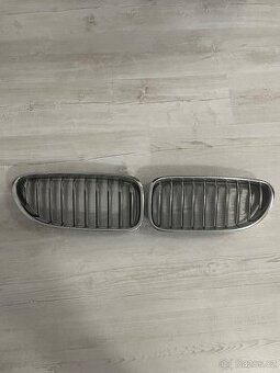 Prodám mřížky (ledviny) na BMW F12