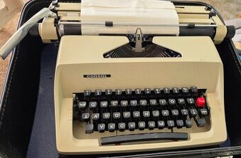 Psací stroj Consul s kufříkem