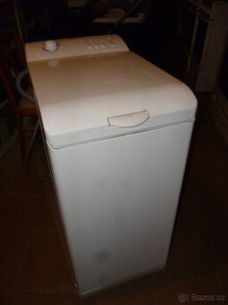 pračka zanussi na 5kg, 1000 ot.