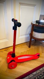 Dětská tříkolová koloběžka Ferrari