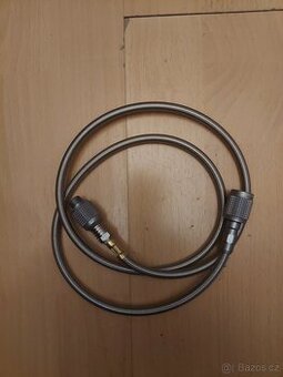 Plynová hadice ke kempingovému vaříči