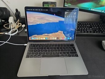 MacBook Air 2019 i5/8/128