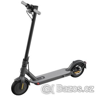 Elektrická koloběžka Xiaomi Mi Electric Scooter Essential