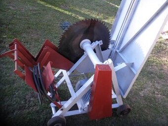 cirkulárka s kolíbkou