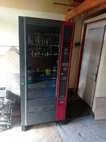 Prodejní spirálový automat