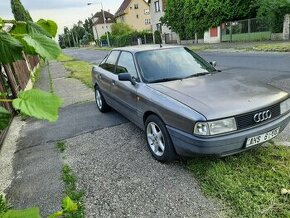 Audi A80 - 1