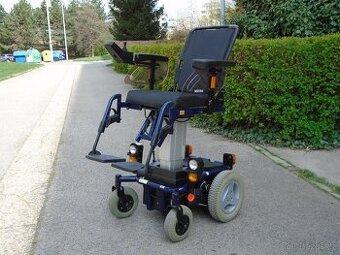Elektrický invalidní vozík s liftem, zcela nové akumulátory