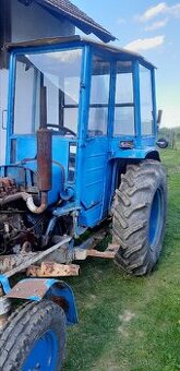 Prodám kabinu zetor 5511 DH-012