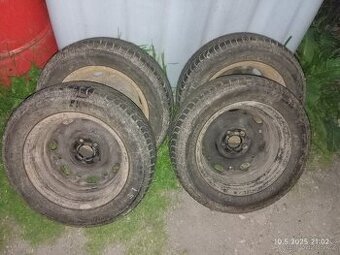 Zimní pneu 185/60 r14