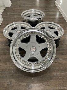 OZ Futura MAE 17” 5x112 - 1