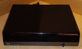 Gramofon Tesla NC 470, plně funkční