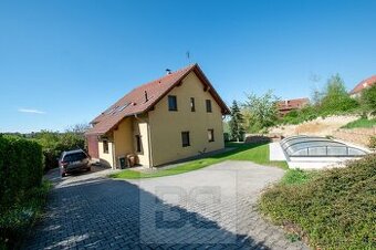 Pronájem rodinného domu, 157 m2 - Tuchoměřice, ev.č. N08063