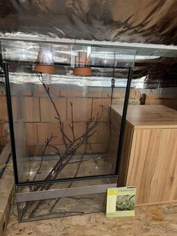 Terarium pro chameleona 100 x 60 x 50 cm + příslušenství